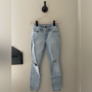 Women Universal Thread Skinny Jeans